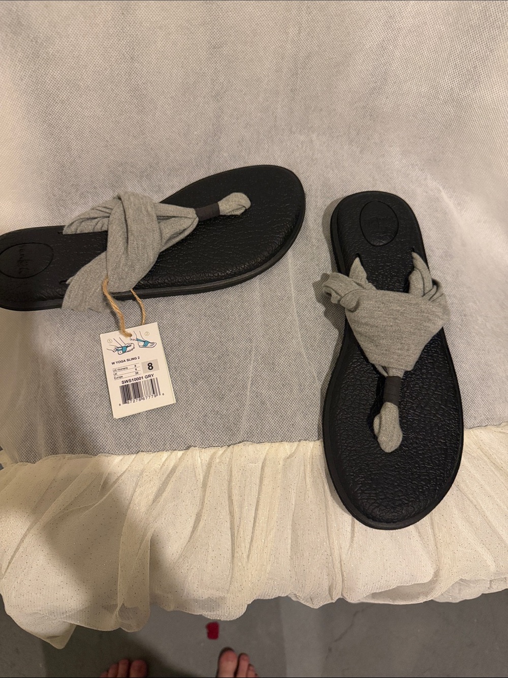 SankuGray Fabric Knot Flip Flop Sandals - Size 8